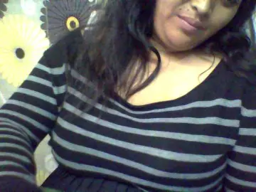 Babyhornyx  live sex cam