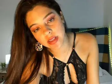 Kisszafira  live sex cam