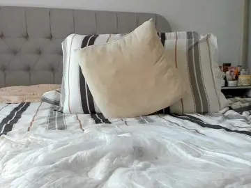 Alessia-Ale  live sex cam