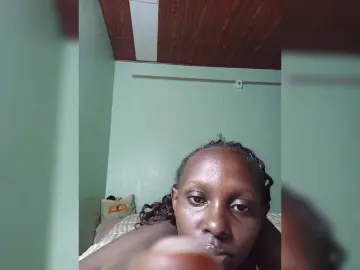 Blissaura  live sex cam