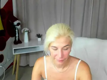 Emilia-Wils  live sex cam