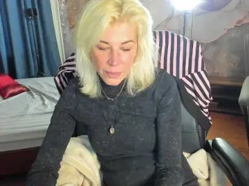 Emilia-Wils  live sex cam