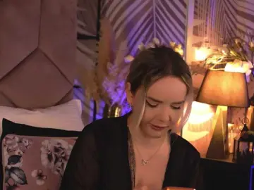 KatJoliee  live sex cam