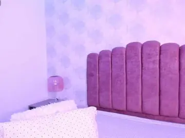 Kimmie-Bloomie  live sex cam