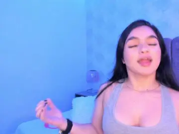 Kimmie-Bloomie  live sex cam