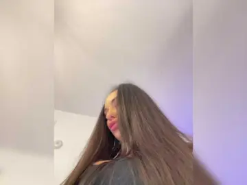 Vishenka7777  live sex cam