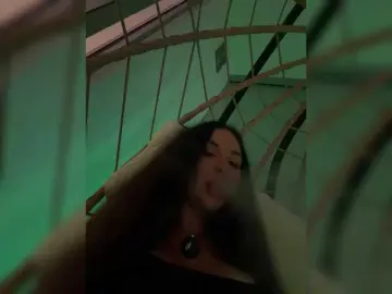 Vishenka7777  live sex cam