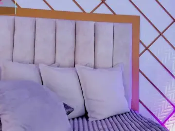 ZaraVesari  live sex cam