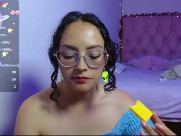 Ela-peach  live sex cam