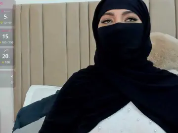 Izadii  live sex cam