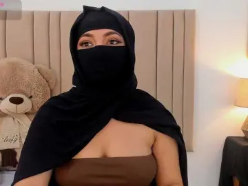 Izadii  live sex cam