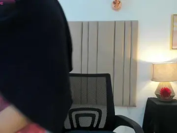 Izadii  live sex cam