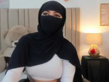 Izadii  live sex cam