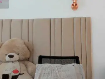 Izadii  live sex cam