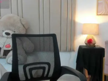 Izadii  live sex cam