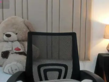 Izadii  live sex cam