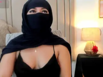 Izadii  live sex cam