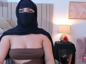 Izadii  live sex cam