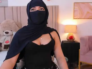 Izadii  live sex cam