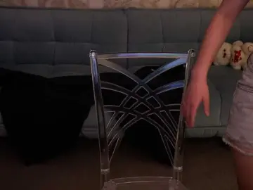 LiviaShy  live sex cam