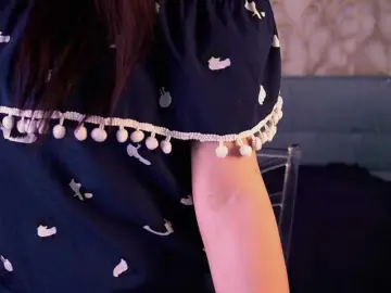 LiviaShy  live sex cam