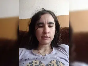 LizaAllen  live sex cam