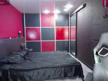 Maaarrrgggooo  live sex cam