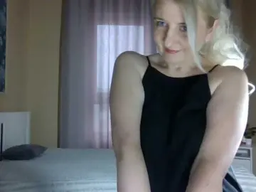 Mellica  live sex cam