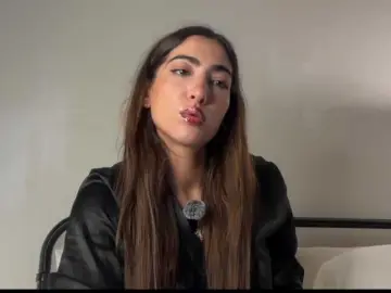 SoftHeatMaria  live sex cam