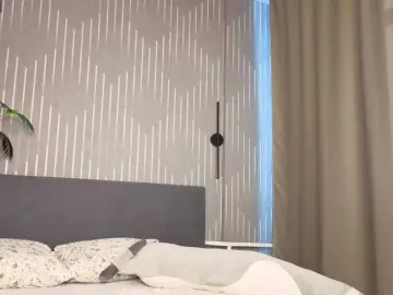 Vivien-Ross  live sex cam