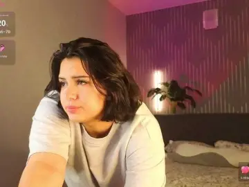 Vivien-Ross  live sex cam