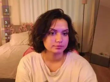 Vivien-Ross  live sex cam