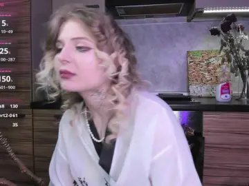 Goth-bimbo  live sex cam