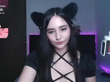 Littlejinx  live sex cam