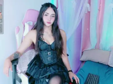 Littlejinx  live sex cam