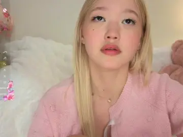 Milli-sunrise  live sex cam