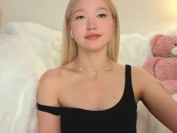 Milli-sunrise  live sex cam