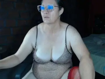 Rouseehotglad  live sex cam