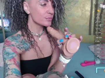 Dobbi-DoDo  live sex cam