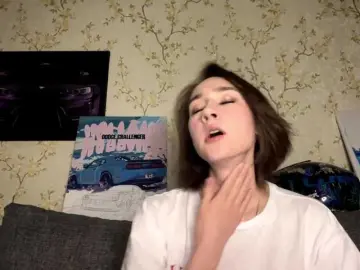 FrediaShimaoka  live sex cam