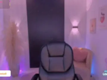 IvyJones1  live sex cam