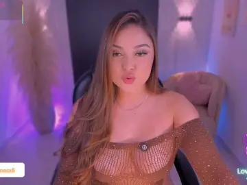 IvyJones1  live sex cam