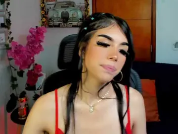 Lucy-clinton  live sex cam