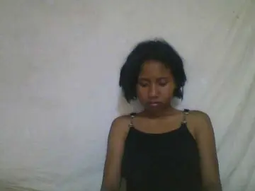 YoungNatie  live sex cam