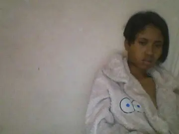 YoungNatie  live sex cam