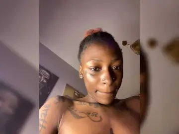 Badgalnish-1  live sex cam