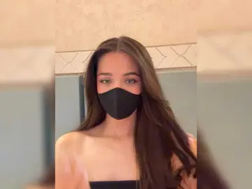 KissMec  live sex cam