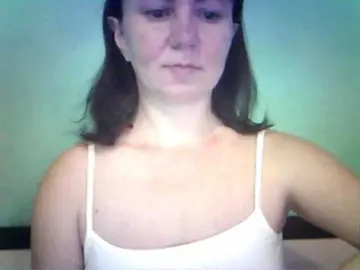 Oksina  live sex cam