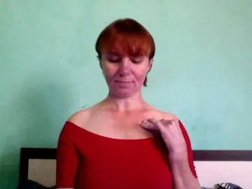 Oksina  live sex cam