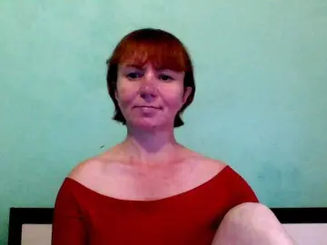 Oksina  live sex cam